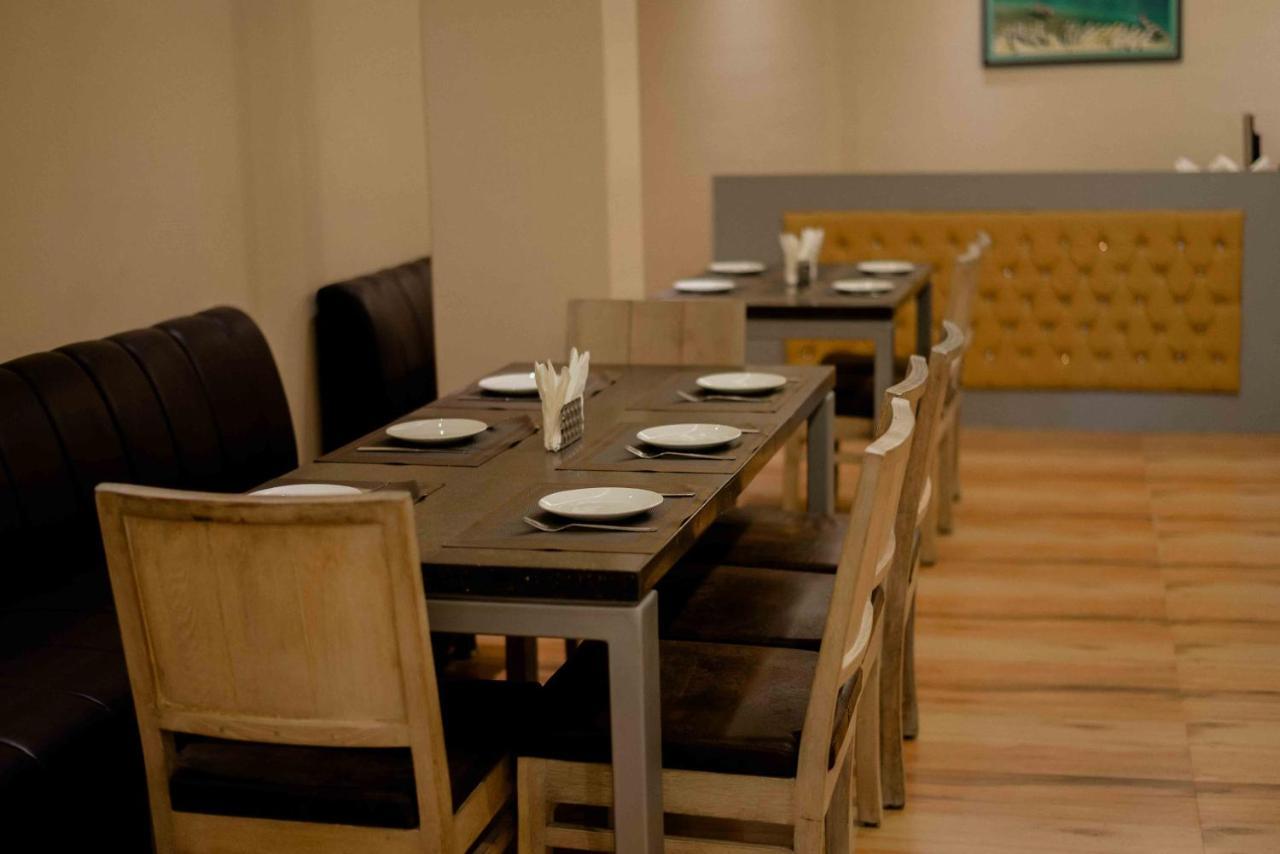 Hotel Grand Lotus Dimāpur Extérieur photo