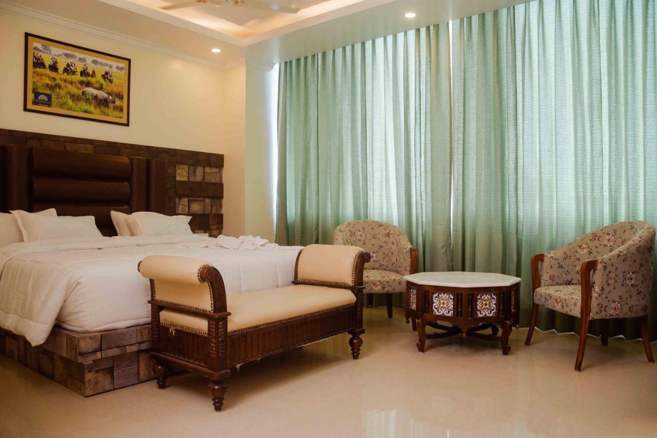 Hotel Grand Lotus Dimāpur Extérieur photo