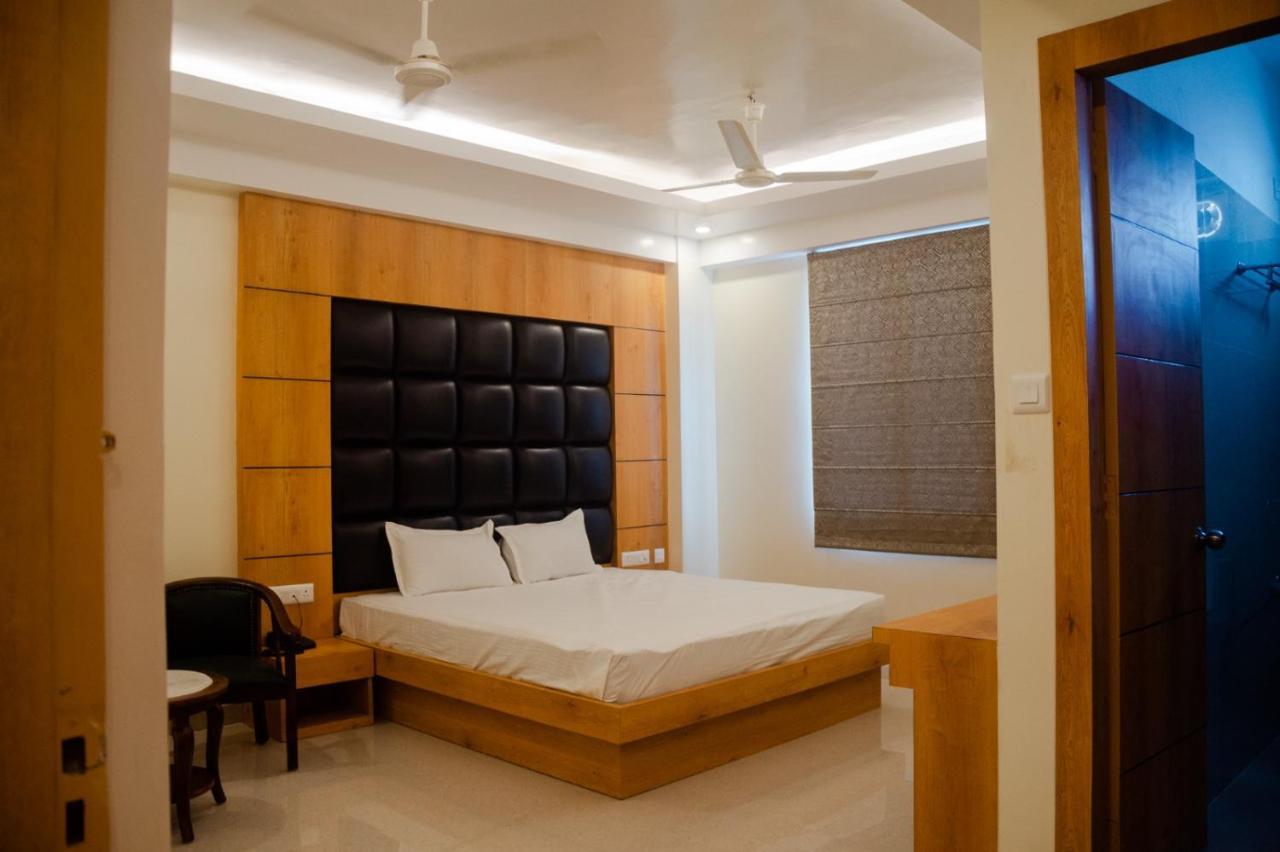 Hotel Grand Lotus Dimāpur Extérieur photo